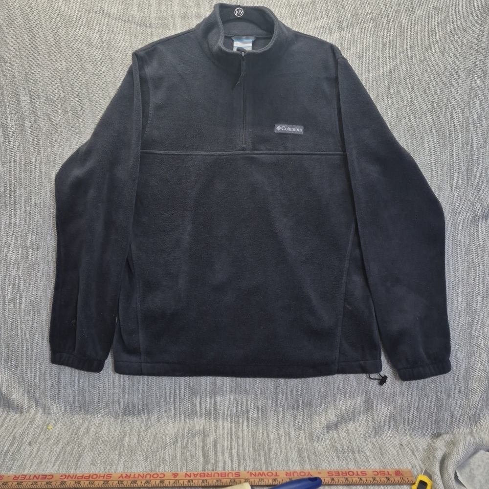 Columbia Black Fleece Top with Blue Trim Size M